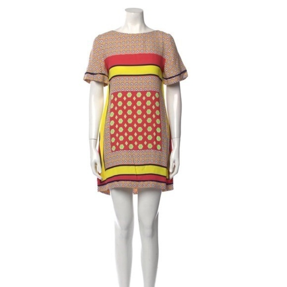 Farm Rio Geometric Print Mini Dress Short Sleeve Mod Style Chic size medium
